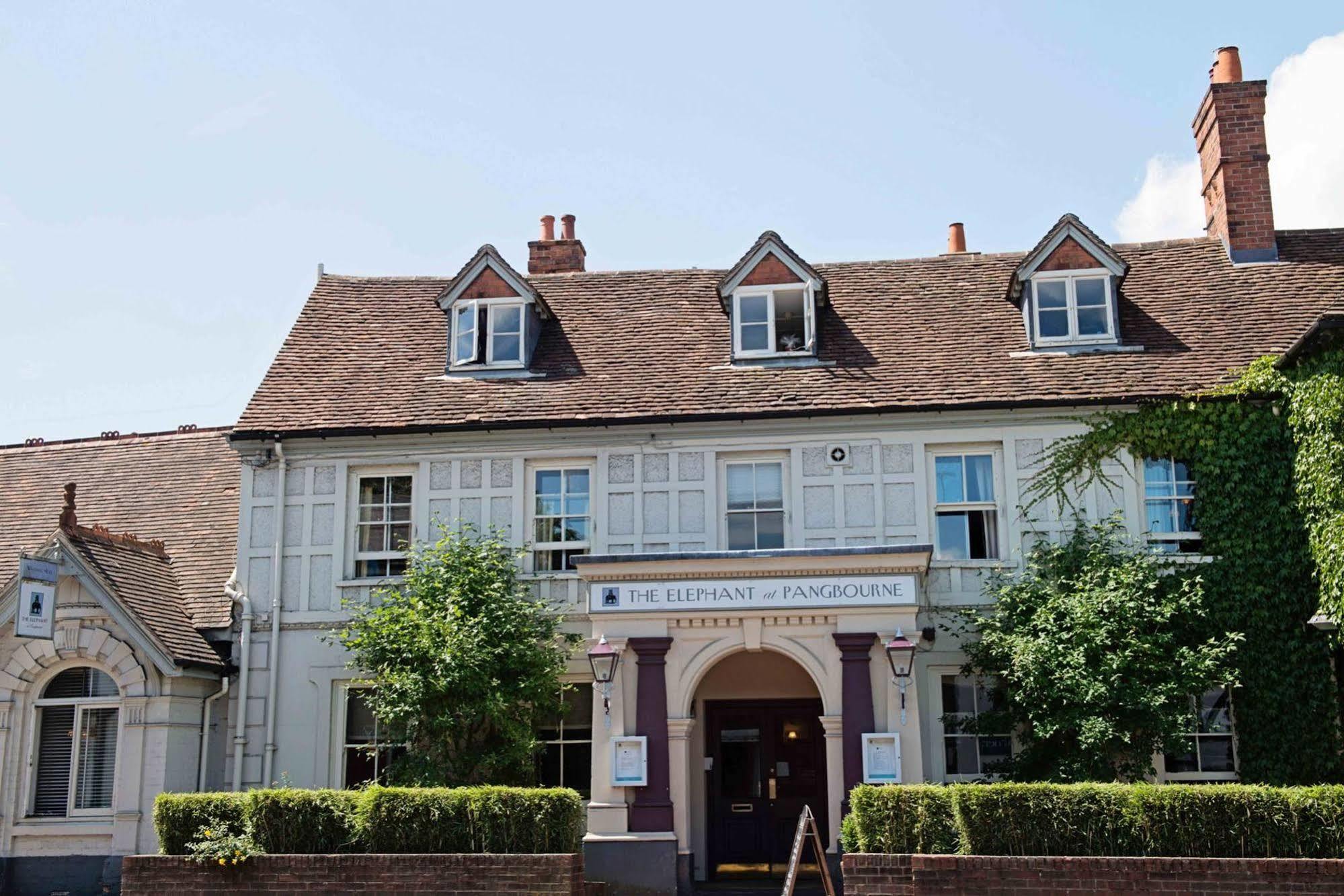 Elephant Hotel Pangbourne Eksteriør bilde